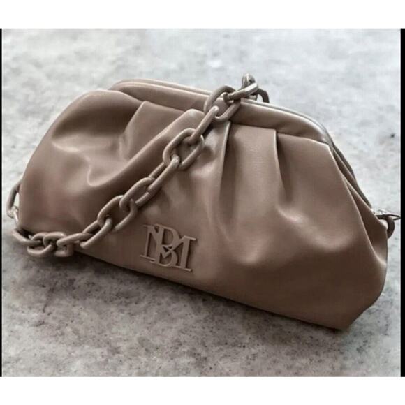 Badgley Mischka Wrapped Frame Clutch, Taupe NWT in bag MSRP $ 129 - Picture 1 of 5